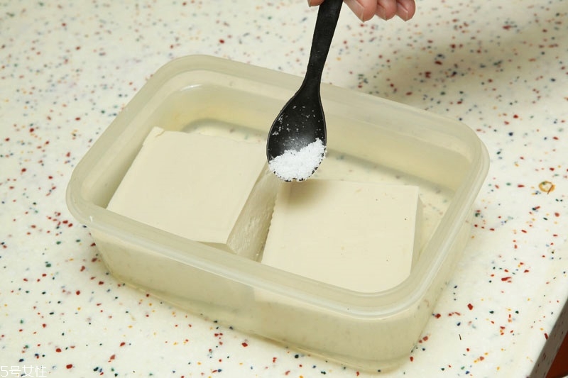 怎么煎豆腐不碎 煎豆腐的4個技巧 怎么煎豆腐不碎 煎豆腐的4個技巧