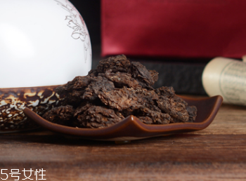 老茶頭減肥嗎？普洱茶能刮油