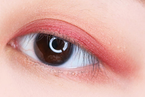 酒紅眼影哪個(gè)牌子好？盤點(diǎn)紅透天的酒紅眼影