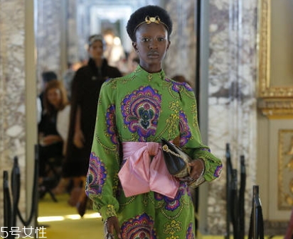 dior迪奧和gucci古馳哪個(gè)好？哪個(gè)檔次高？