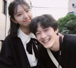 2022年最流行的發(fā)型男生？厚劉海還是最受歡迎