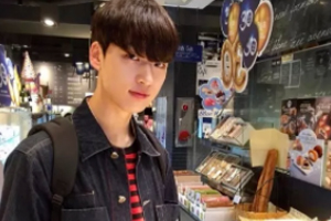 2022年最流行的發(fā)型男生？厚劉海還是最受歡迎