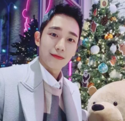 2022年最流行的發(fā)型男生？厚劉海還是最受歡迎