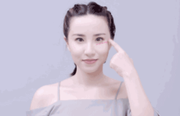 黃皮用什么顏色的腮紅？選擇與黃色互補的紫色