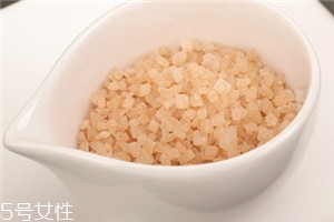 泡咖啡放什么糖最好喝 泡咖啡放什么糖最好喝