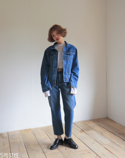 牛仔上衣配什么褲子好看？這個春天酷到爆