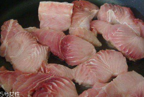 鯊魚肉能吃嗎 一股奇怪的尿騷味兒 鯊魚肉能吃嗎 一股奇怪的尿騷味兒