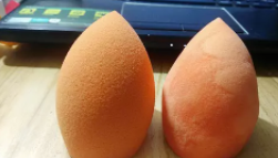 美妝蛋怎樣上妝更服帖？先浸濕再用