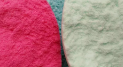 美妝蛋怎樣上妝更服帖？先浸濕再用