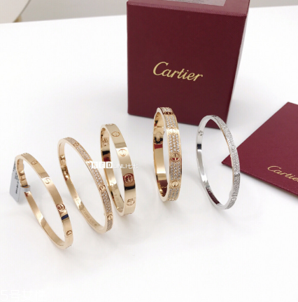 卡地亞手鐲多少克？華麗而經(jīng)典的奢侈品