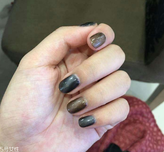 好看的紅色系美甲推薦 貓眼美甲 好看的紅色系美甲推薦 貓眼美甲