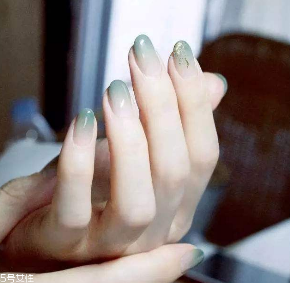 好看的紅色系美甲推薦 貓眼美甲 好看的紅色系美甲推薦 貓眼美甲