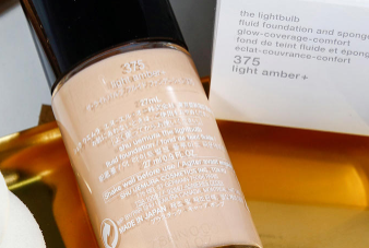 植村秀小燈泡粉底液遮瑕效果好嗎？遮瑕一般