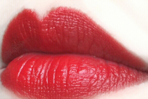 紀(jì)梵希小羊皮306是什么顏色？不挑皮的大紅色