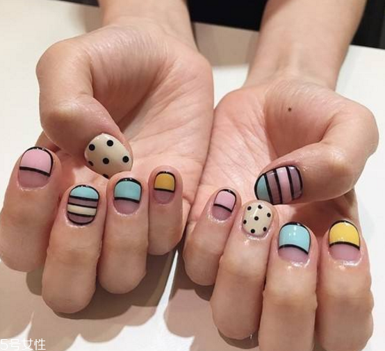 裸色系百搭小清新美甲 低調(diào)小仙女必備 裸色系百搭小清新美甲 低調(diào)小仙女必備