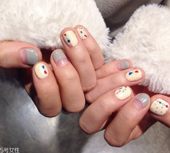 裸色系百搭小清新美甲 低調(diào)小仙女必備 裸色系百搭小清新美甲 低調(diào)小仙女必備