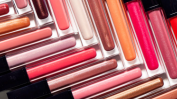 唇蜜、唇釉、染唇液、液體口紅怎么選？