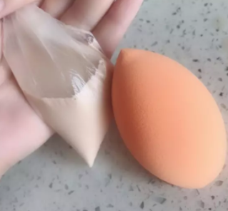 美妝蛋能用洗面奶洗嗎？洗面奶洗不掉彩妝