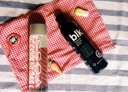 voss芙絲礦泉水好喝嗎？來自挪威的土豪礦泉水