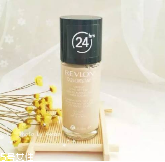 粉底液一次用多少量？一泵就夠別疊加