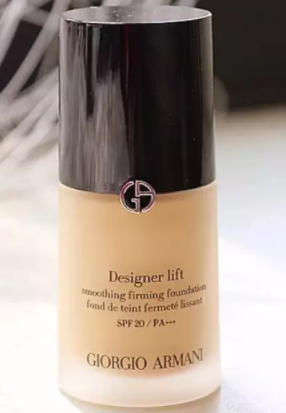 粉底液一次用多少量？一泵就夠別疊加