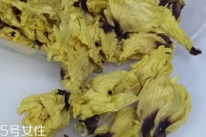 秋葵花怎樣曬干？自然風干最佳