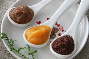 雞肝泥幾個(gè)月可以吃嗎 6個(gè)月左右的寶寶添加輔食 雞肝泥幾個(gè)月可以吃嗎 6個(gè)月左右的寶寶添加輔食