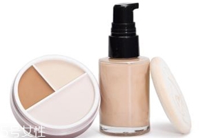 粉底液一次用多少量？一泵就夠別疊加