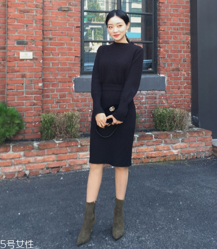 黑色針織裙配什么上衣好看？小女人溫柔氣質(zhì)盡顯
