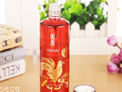 國產(chǎn)化妝水哪個牌子好 護膚過程必備單品 國產(chǎn)化妝水哪個牌子好 護膚過程必備單品