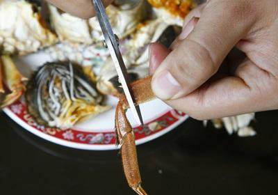 陽澄湖大閘蟹怎么吃？食陽澄湖大閘蟹注意事項(xiàng)