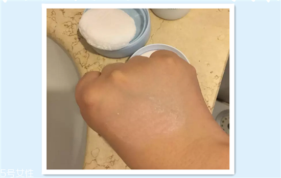 club晚安粉和奧爾濱哪個好對比 一分價錢一分貨 club晚安粉和奧爾濱哪個好對比 一分價錢一分貨