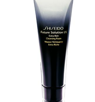 2022年最好用的洗面奶 徹底清除面部污垢 2022年最好用的洗面奶 徹底清除面部污垢