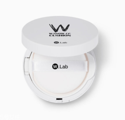 油皮用什么氣墊？控油且保濕