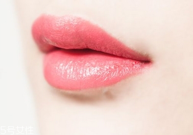 迪奧028多少錢？大熱珊瑚色