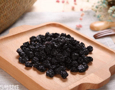 藍(lán)莓干熱量 熱量不高放心吃 藍(lán)莓干熱量 熱量不高放心吃