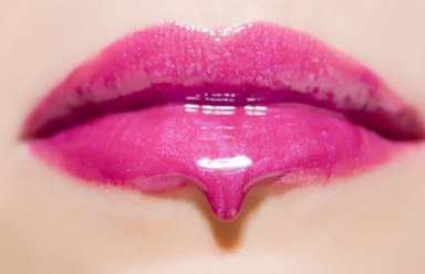 唇紋深適合什么口紅？別用啞光口紅