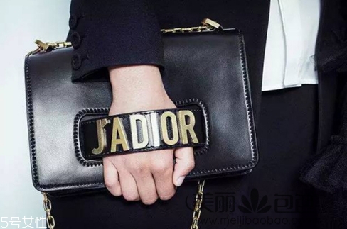 dior迪奧包包怎么打開？怎么保養(yǎng)