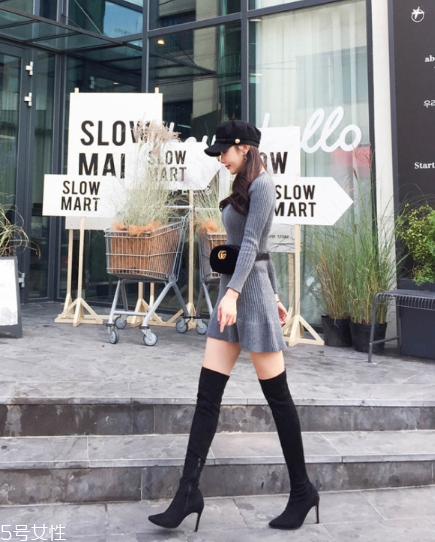 灰色針織裙怎么搭配？極致低調(diào)的氣質(zhì)美