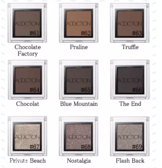 棕色眼影怎么畫(huà)好看？作為最后的暈染色