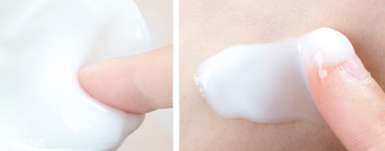 面霜和爽膚水區(qū)別 面霜和爽膚水使用順序 面霜和爽膚水區(qū)別 面霜和爽膚水使用順序