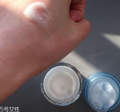 面霜可以晚上用嗎？面霜也分早晚霜