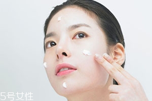 面霜可以晚上用嗎？面霜也分早晚霜