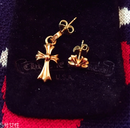 克羅心耳釘是純銀的嗎？娛樂圈捧紅的潮牌配飾