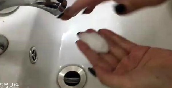 elta md氨基酸潔面乳真假辨別 強烈推薦大家入手 elta md氨基酸潔面乳真假辨別 強烈推薦大家入手