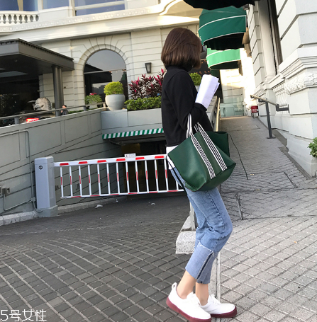 牛仔褲全棉的好嗎？牛仔褲材質這樣挑