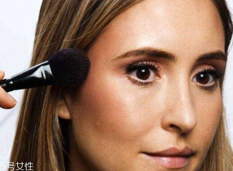 眉粉可以當(dāng)修容粉用嗎？這些眉粉顏色可以修容