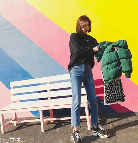 牛仔褲為什么要用鹽水泡？為了減少褪色