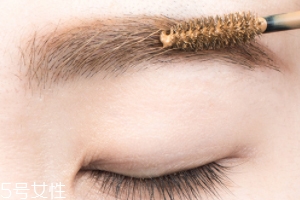 染眉膏可以保持多久？防水染眉膏一天不脫妝