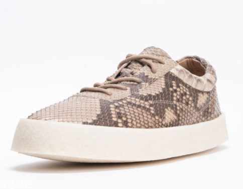 yeezy season 6蛇皮定制款多少錢(qián)？打造奢華運(yùn)動(dòng)風(fēng)